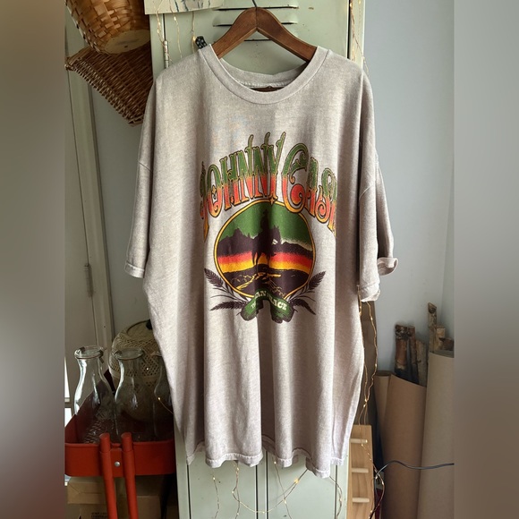 Johnny Cash Man In Black T-Shirt Dress - Picture 6 of 11